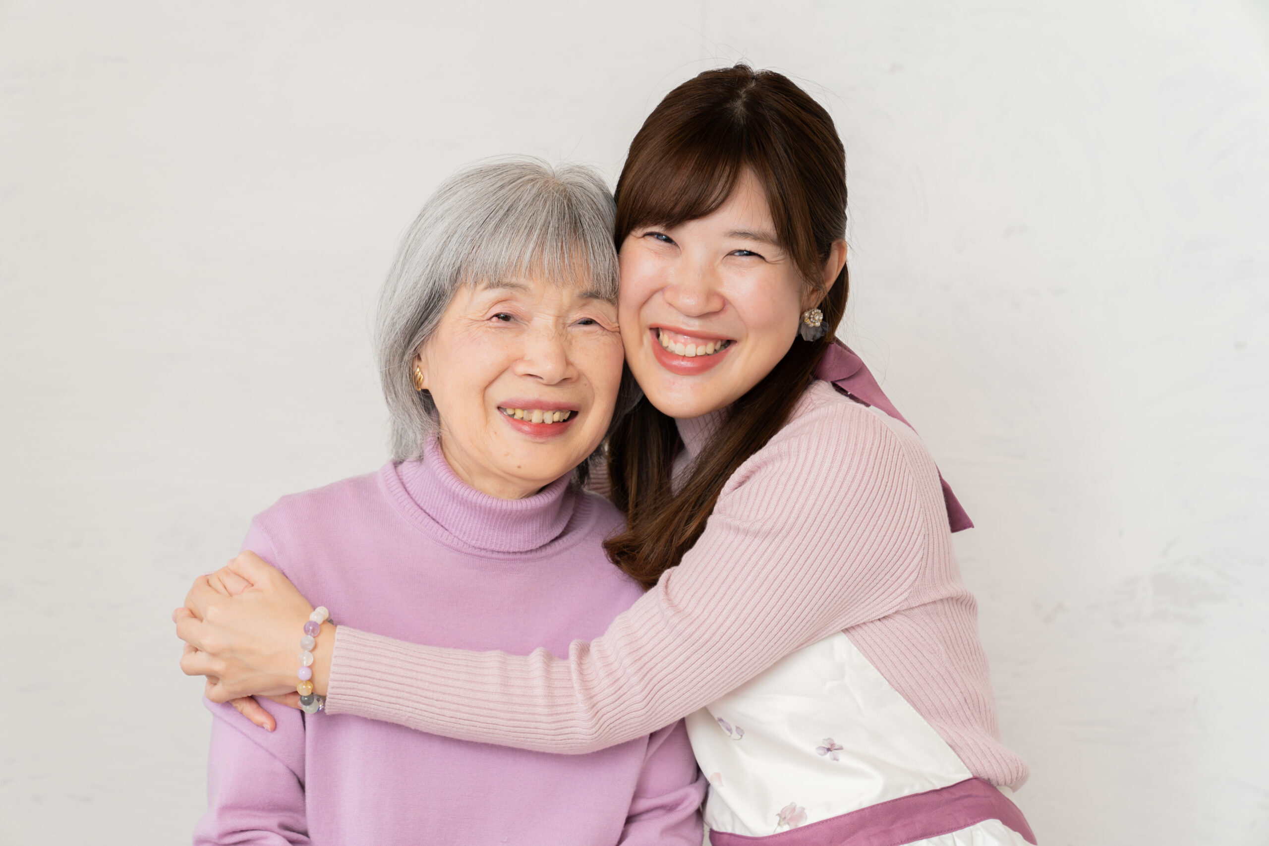 福岡の介護現場を支えるケアマネジャーの皆さまへ利用者さまの笑顔と生活の質を高める「訪問美容サービス」のご案内